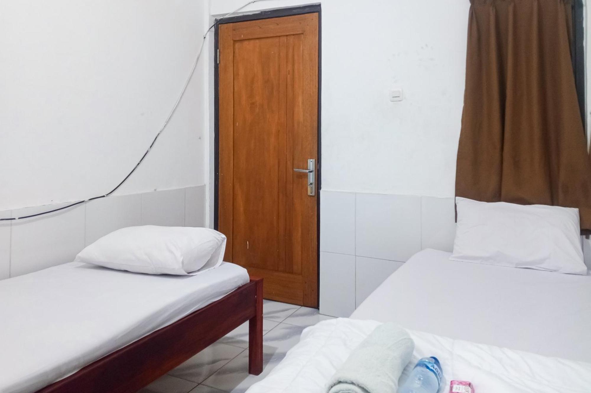 Hotel Malibu Syariah Bogor Redpartner Exterior foto