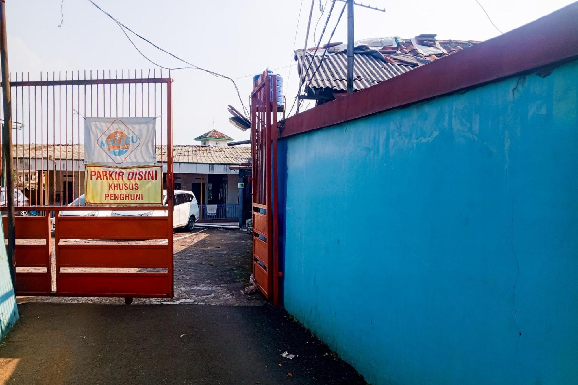 Hotel Malibu Syariah Bogor Redpartner Exterior foto