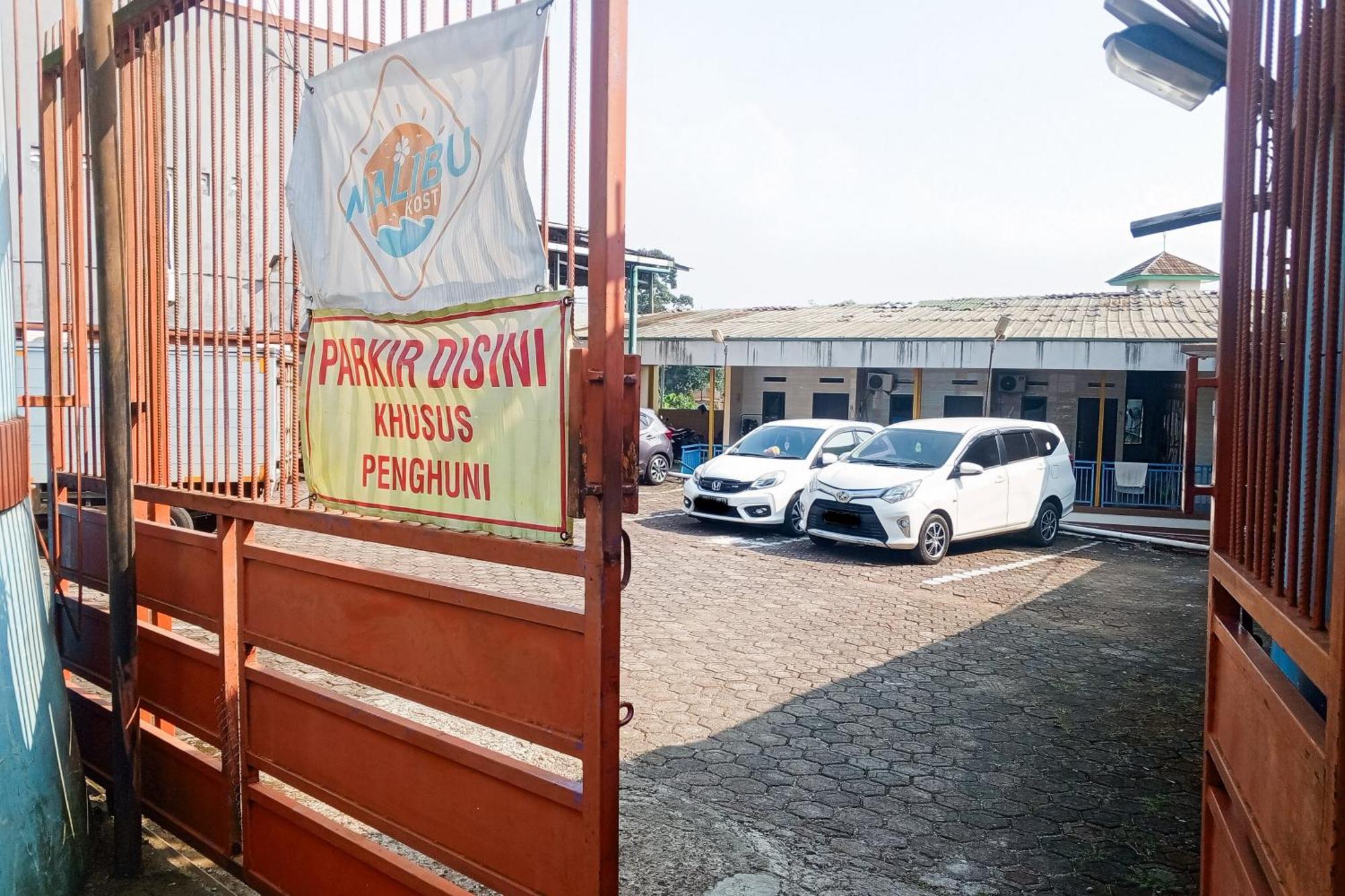 Hotel Malibu Syariah Bogor Redpartner Exterior foto